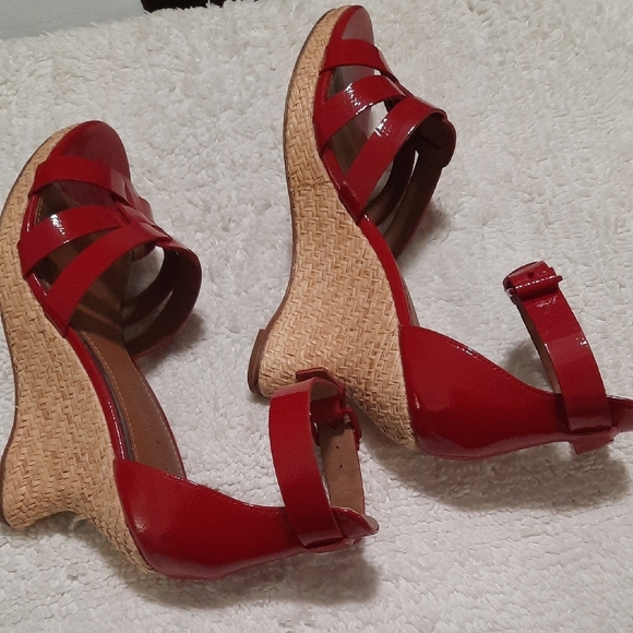Donald J. Pliner Red Strappy Wedges - Picture 9 of 10